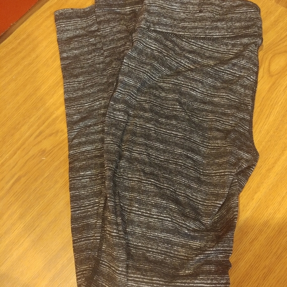 Leggings - Picture 2 of 3